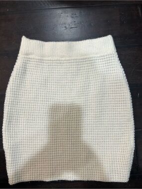XS Knit Waffle-Texture Pencil Skirt sweater Cream stretch bodycon off white mini